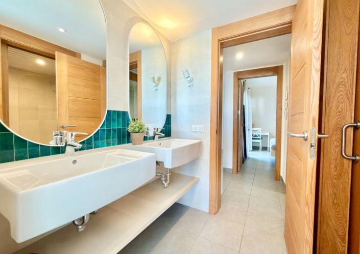 Image No.17-2 Bed Apartment for sale