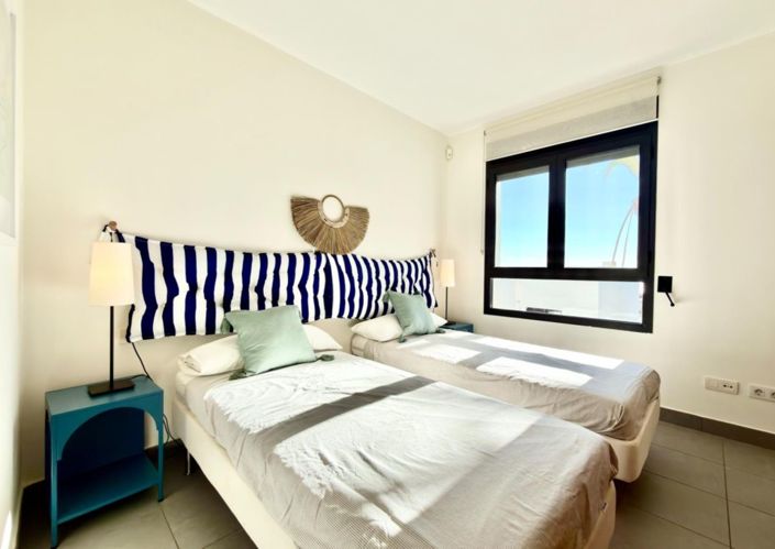 Image No.21-2 Bed Apartment for sale