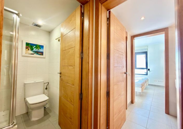 Image No.23-2 Bed Apartment for sale