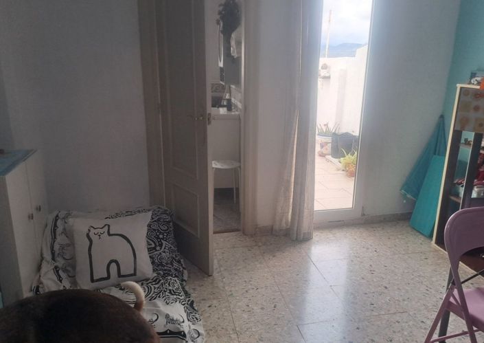 Image No.15-8 Bed Townhouse for sale