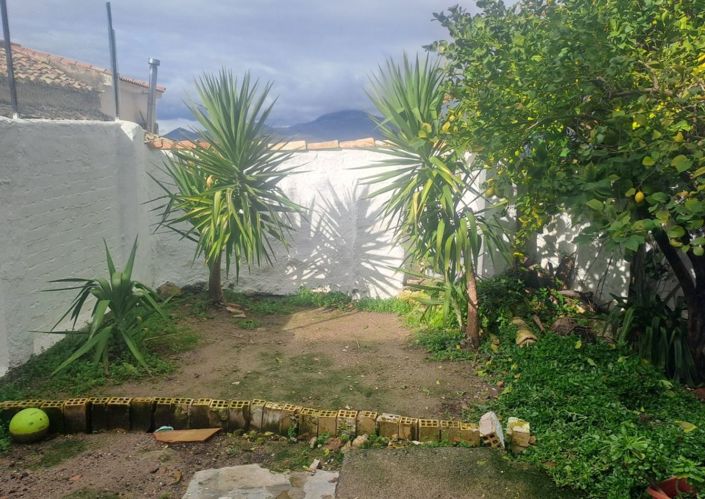 Image No.25-8 Bed Townhouse for sale