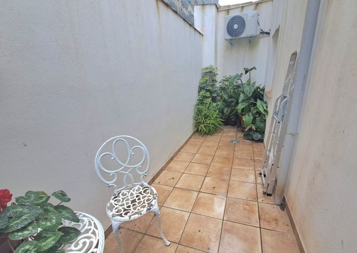 Image No.26-4 Bed Townhouse for sale