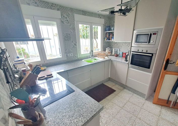 Image No.3-4 Bed Townhouse for sale