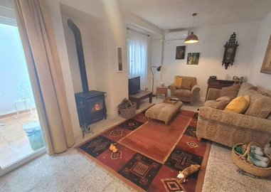 ee465bef6ffebeb672c563658c55beb701673