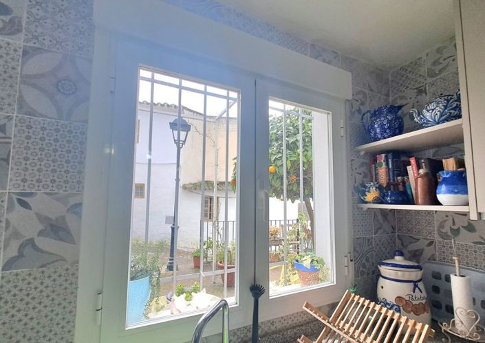 Image No.9-4 Bed Townhouse for sale