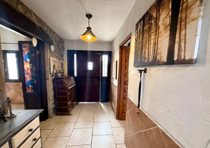 Image No.8-5 Bed Country House for sale