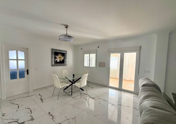 Image No.13-3 Bed Villa for sale