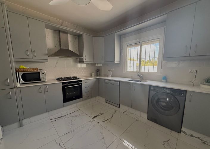 Image No.3-3 Bed Villa for sale