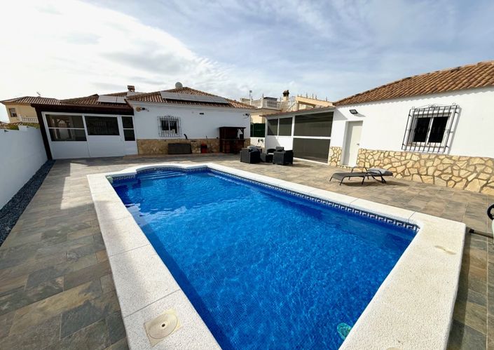 Image No.26-3 Bed Villa for sale