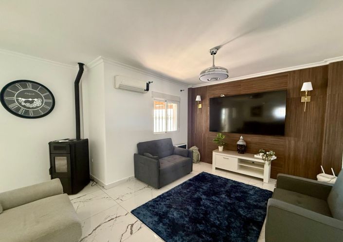 Image No.9-3 Bed Villa for sale