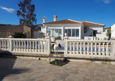 96f2e3a3ad080396b451a58bc9f6310650125