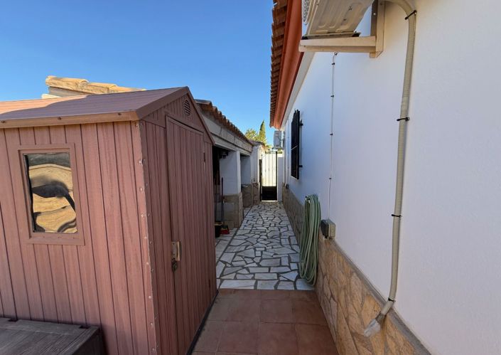 Image No.25-2 Bed Villa for sale