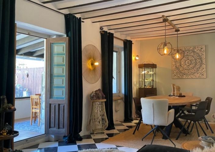 Image No.23-4 Bed Country House for sale