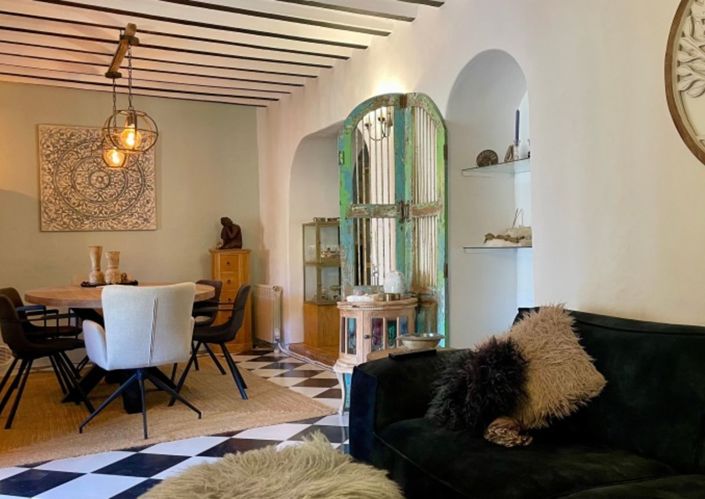 Image No.25-4 Bed Country House for sale