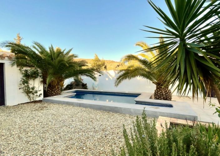 Image No.8-4 Bed Country House for sale