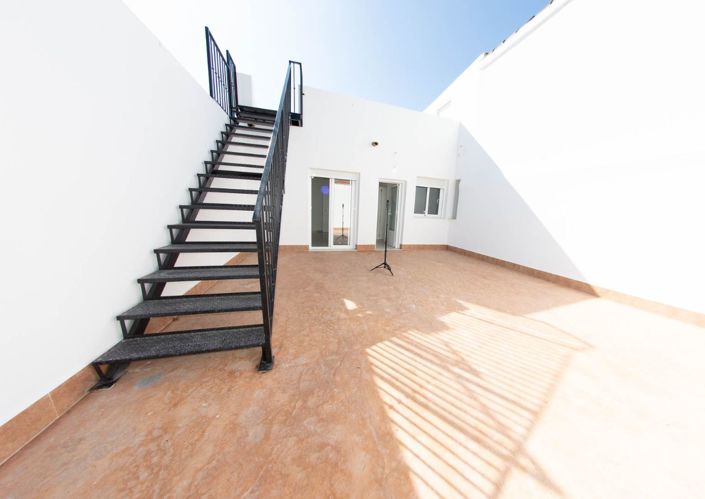 Image No.14-2 Bed Country House for sale