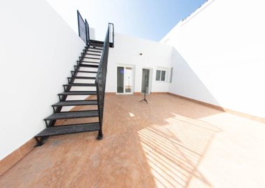 4491c510c93308062edef4882d35a34992944