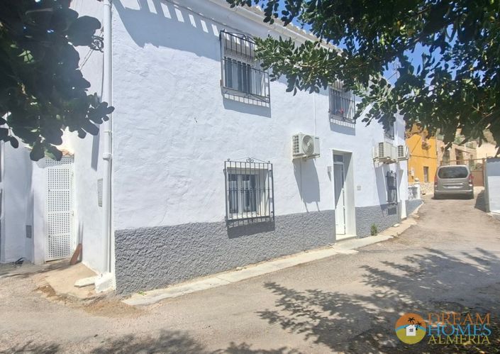 Image No.4-Maison de campagne de 4 chambres à vendre à Arboleas