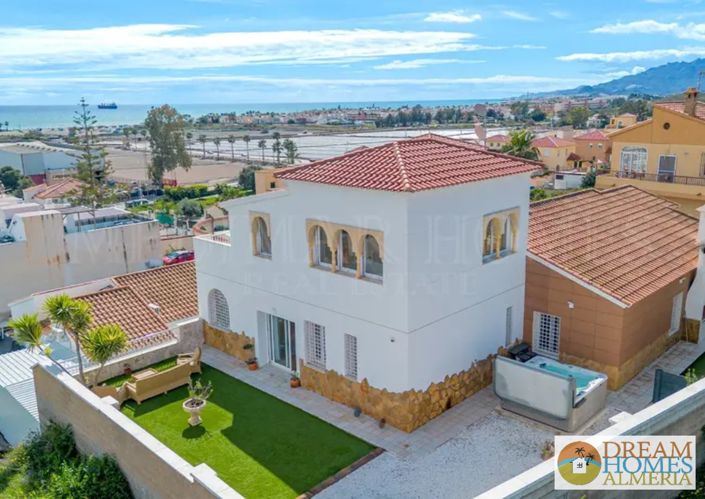 Image No.27-4 Bed Villa for sale