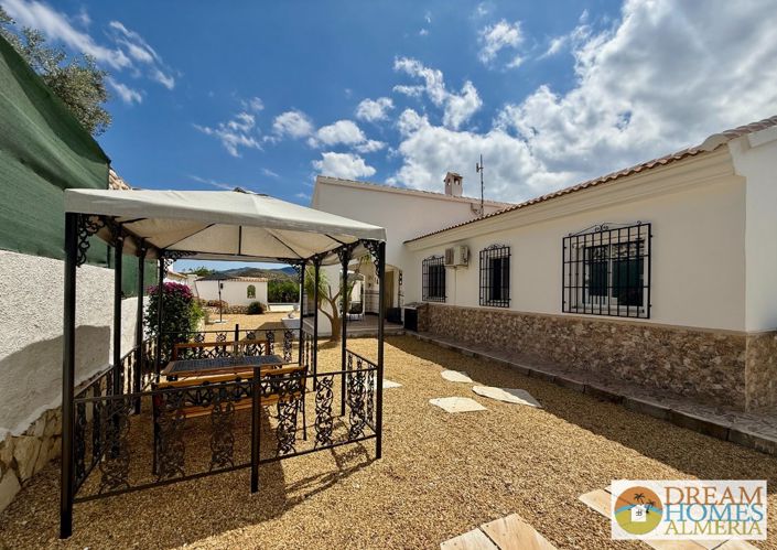 Image No.38-3 Bed Villa for sale