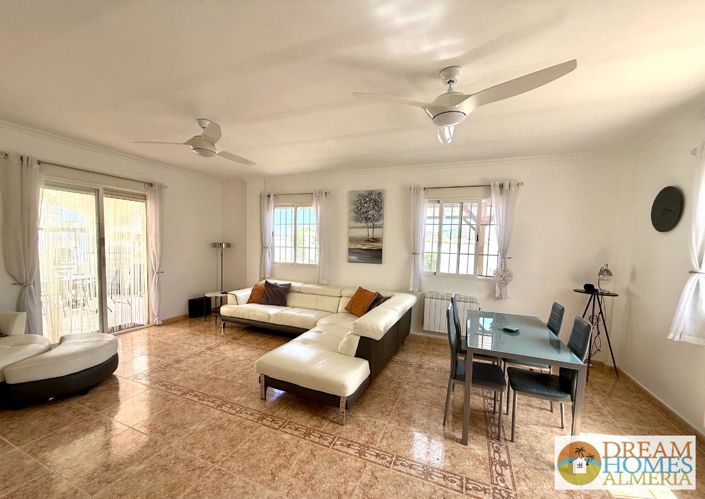 Image No.4-3 Bed Villa for sale