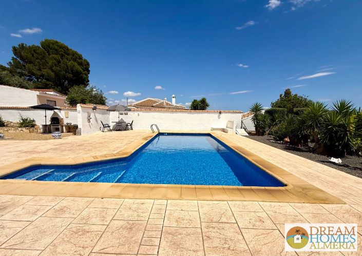 Image No.6-3 Bed Villa for sale