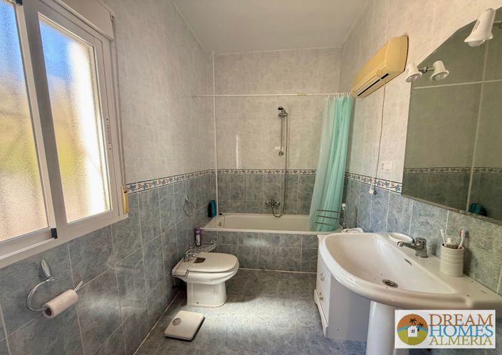 Image No.17-3 Bed Villa for sale