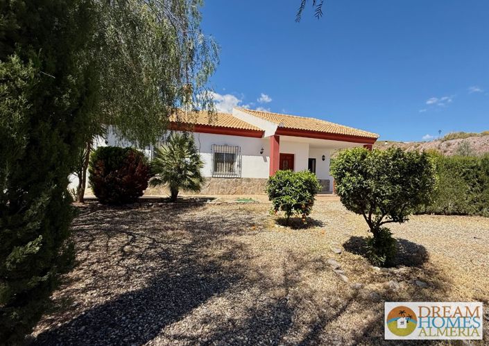 Image No.20-3 Bed Villa for sale