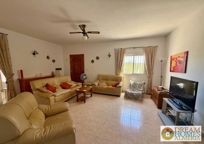 Image No.10-3 Bed Villa for sale