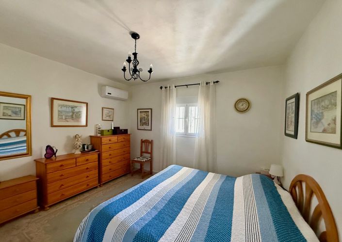 Image No.26-3 Bed Villa for sale