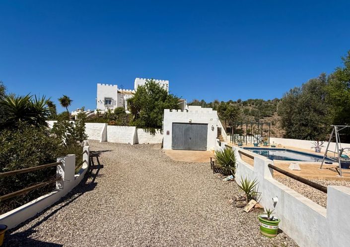 Image No.30-3 Bed Villa for sale