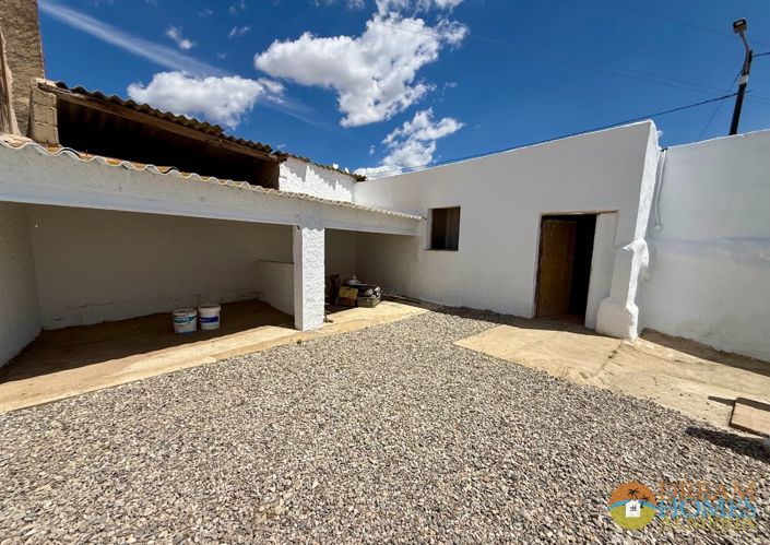 Image No.10-3 Bed Country House for sale