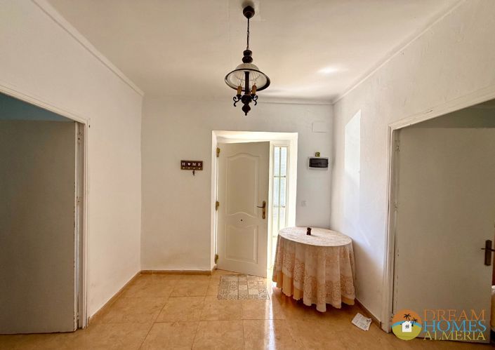Image No.12-3 Bed Country House for sale