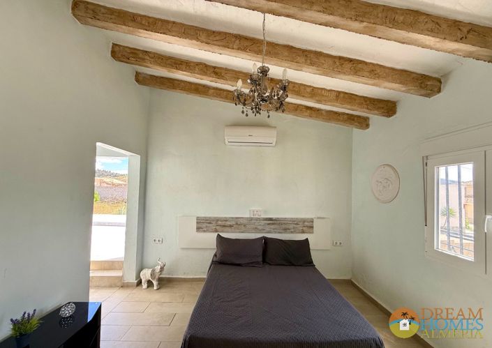 Image No.27-3 Bed Country House for sale
