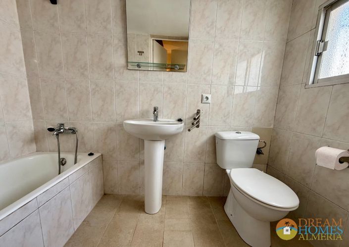 Image No.35-3 Bed Country House for sale