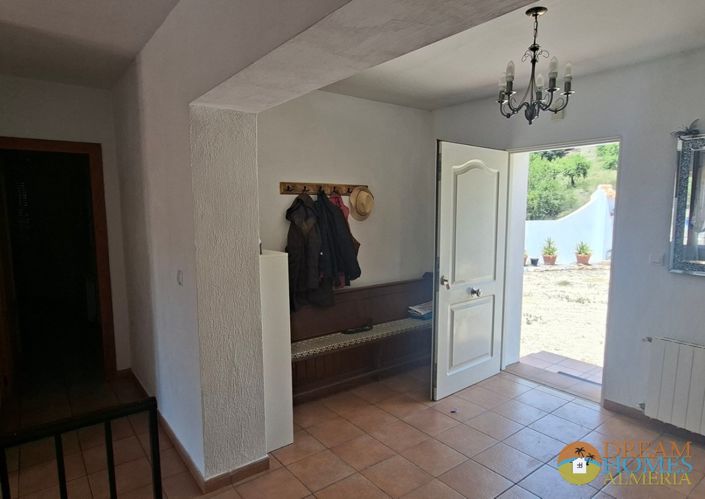 Image No.19-4 Bed Country House for sale