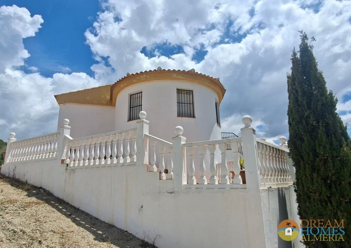 Image No.32-4 Bed Country House for sale