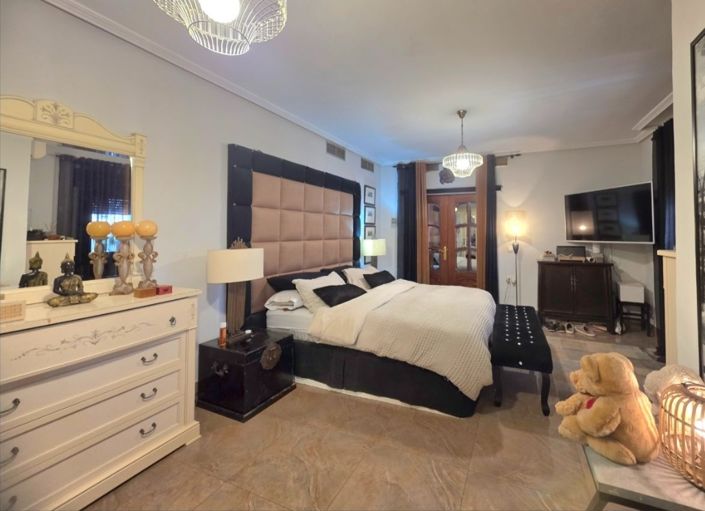 Image No.20-4 Bed Villa for sale