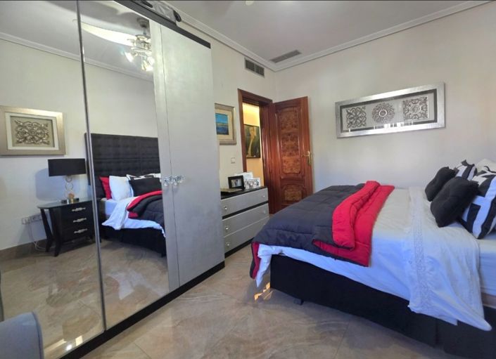 Image No.27-4 Bed Villa for sale