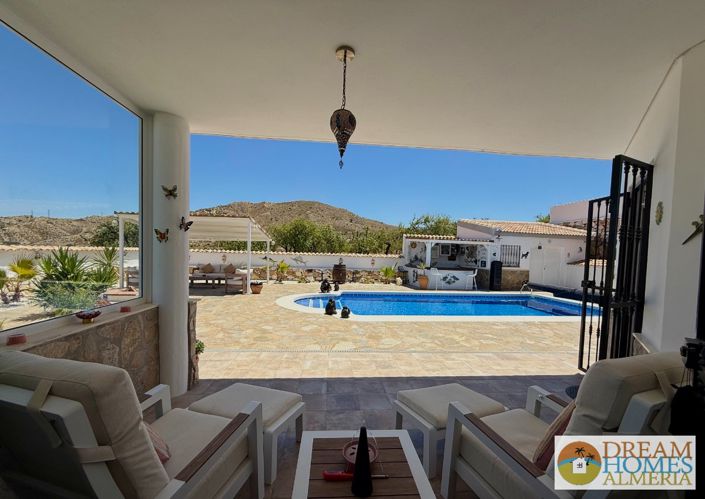 Image No.15-3 Bed Villa for sale
