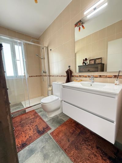 Image No.16-3 Bed Villa for sale