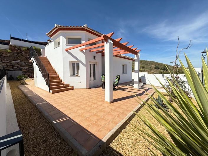Image No.2-3 Bed Villa for sale