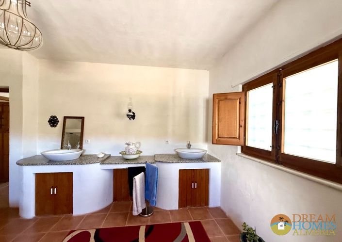Image No.22-2 Bed Villa for sale