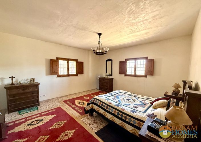 Image No.23-2 Bed Villa for sale