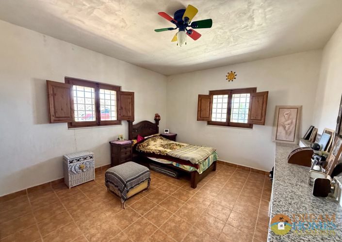 Image No.28-2 Bed Villa for sale