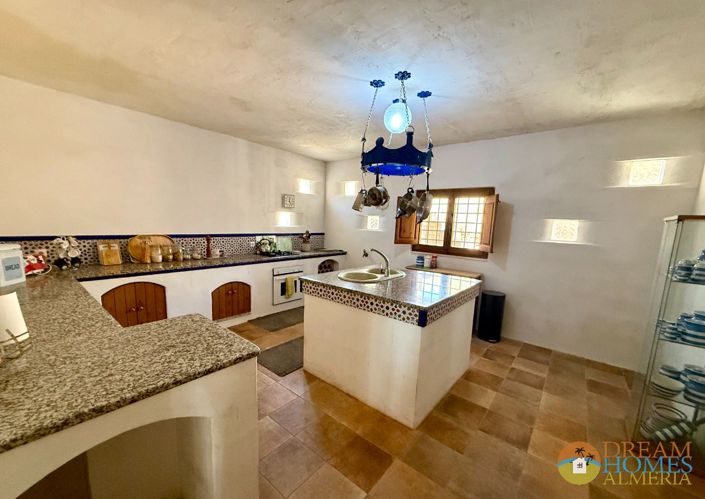Image No.4-2 Bed Villa for sale