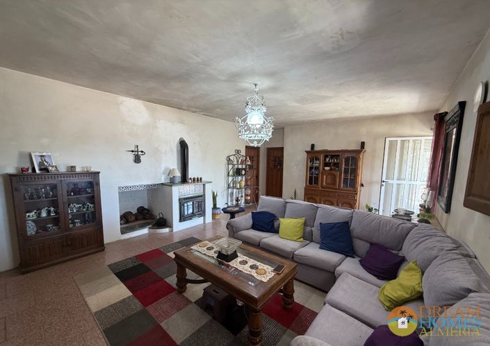 Image No.33-2 Bed Villa for sale