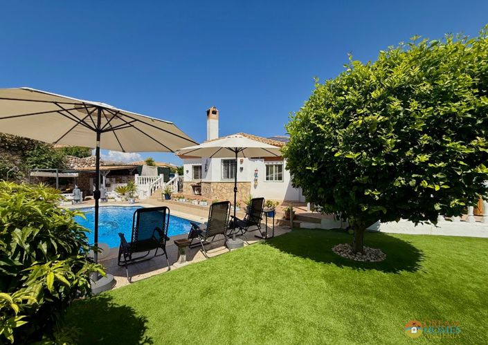 Image No.10-4 Bed Villa for sale