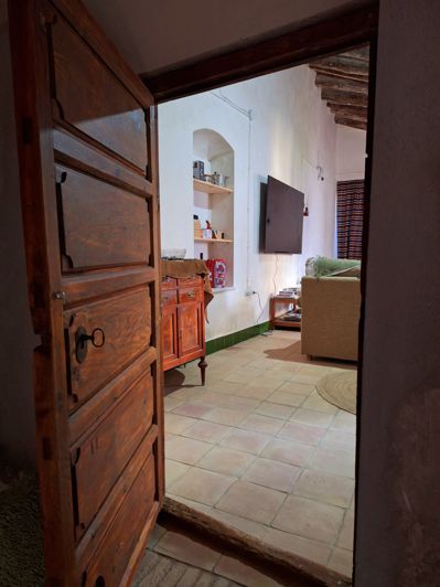 Image No.13-5 Bed Townhouse for sale