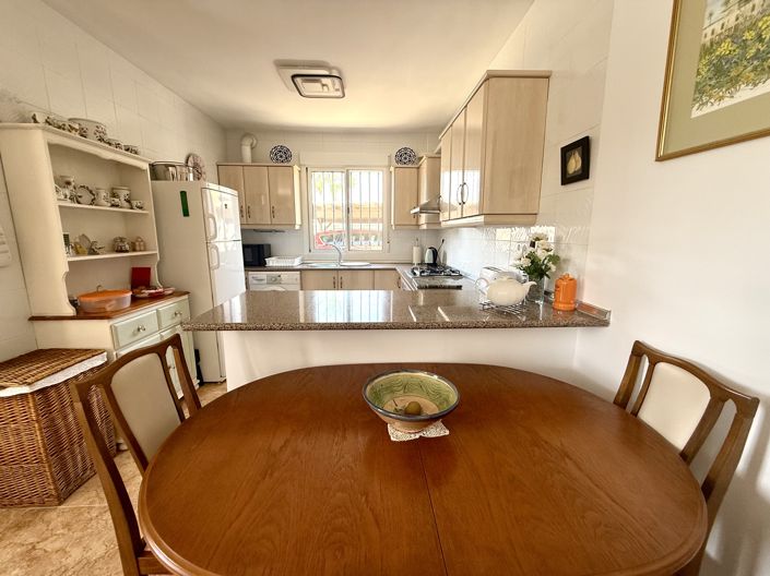 Image No.3-2 Bed Villa for sale